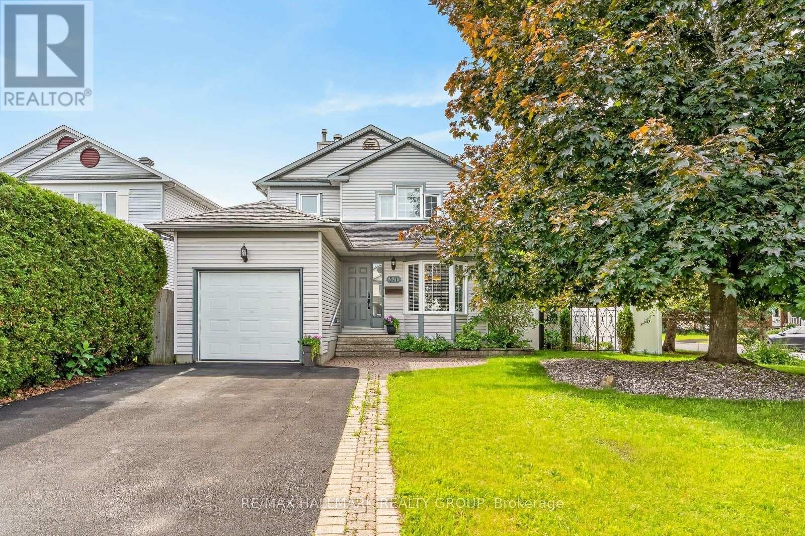 Property Photo:  511 Deancourt Crescent  ON K4A 3G4 