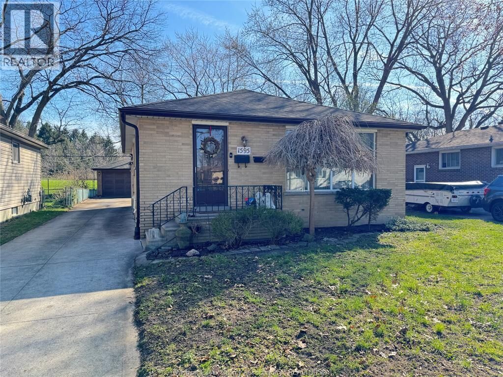 Property Photo: 1595 Sun Valley ON N9C 3R1