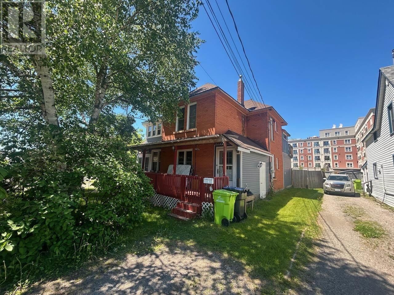 Property Photo:  121 Church St  ON P6A 3H6 