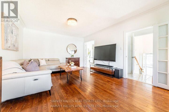 Property Photo:  139 Kingsdale Avenue  ON M2N 3W8 