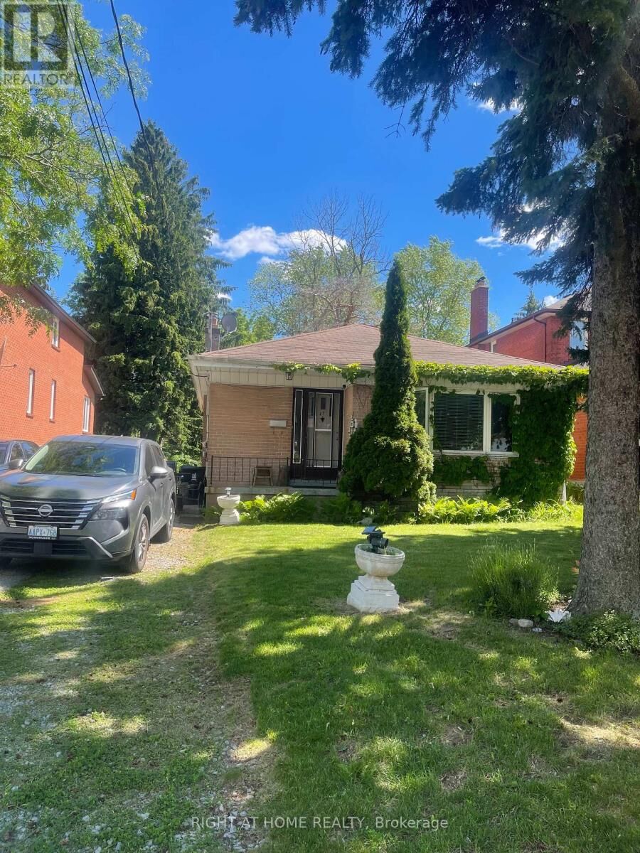 Property Photo:  27 Wanita Road  ON M1C 1V3 