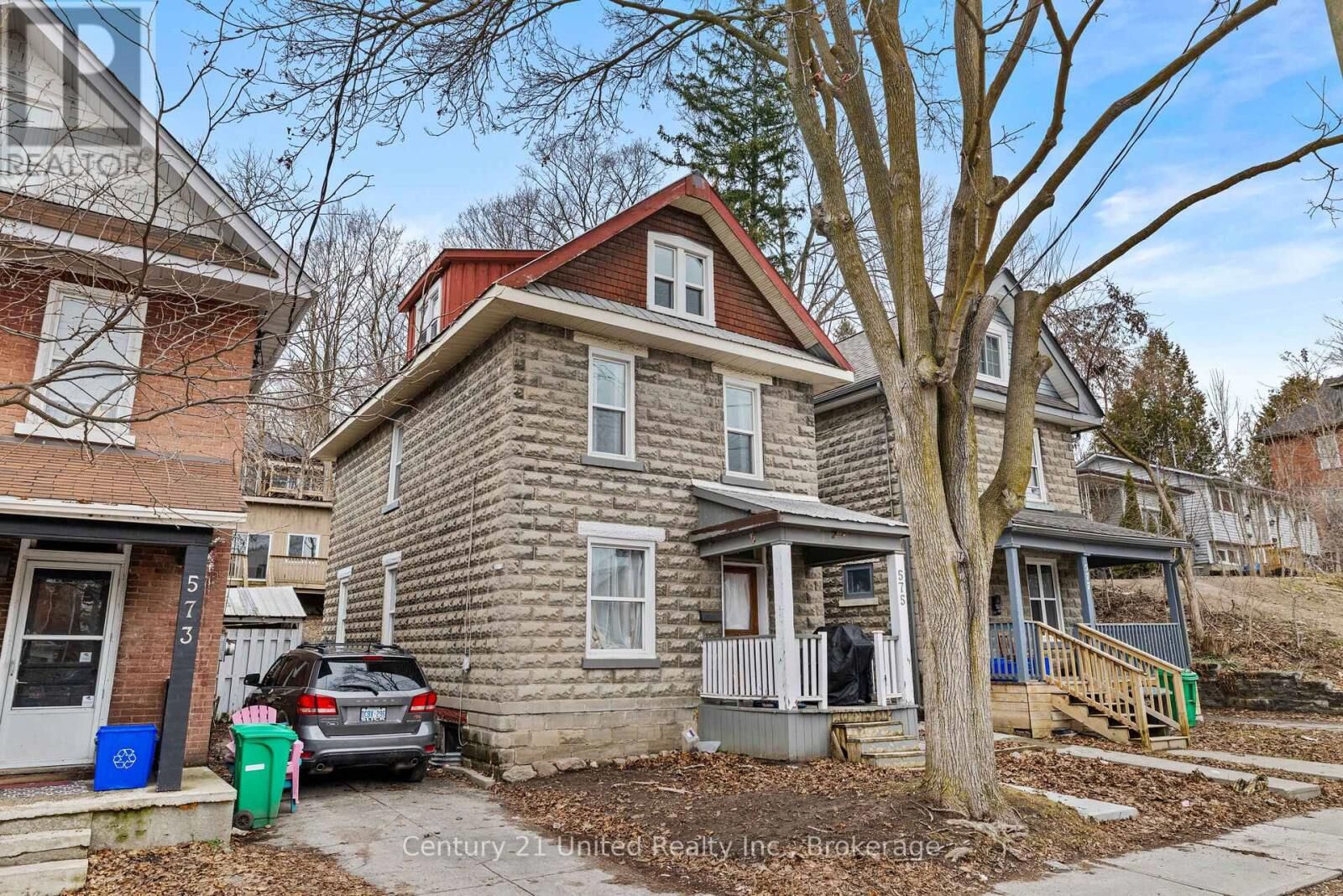 Property Photo:  575 Bethune Street  ON K9H 3Z7 