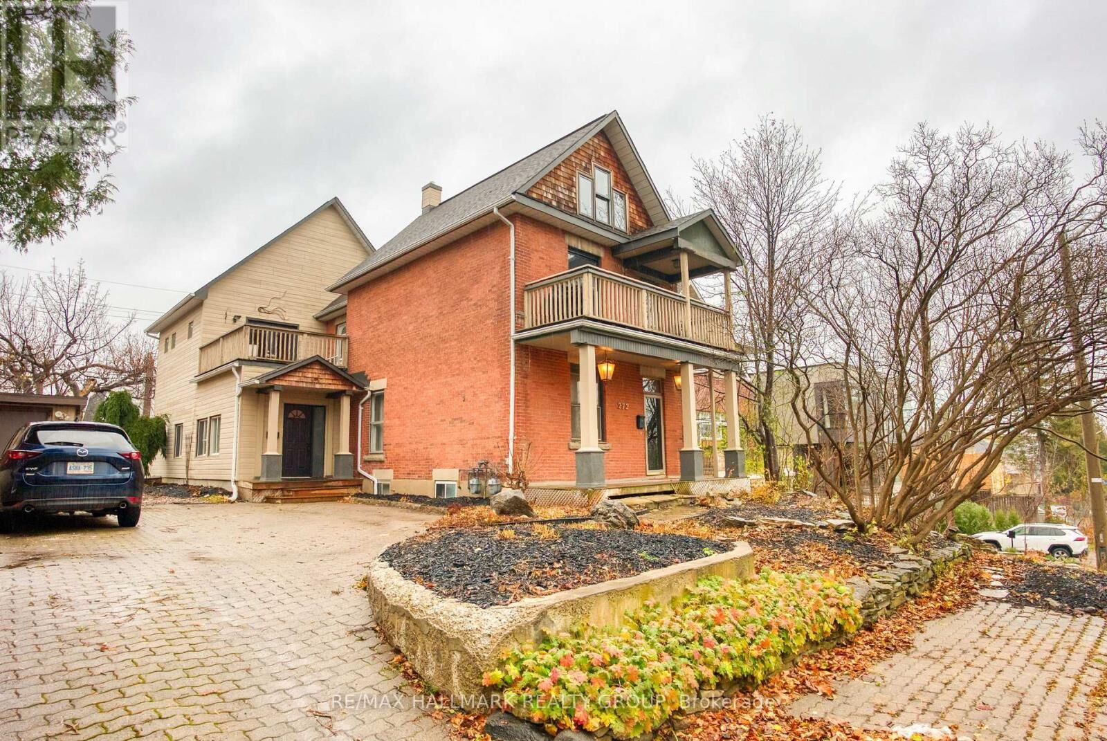 Property Photo:  1-272 Royal Avenue 1  ON K2A 1T5 