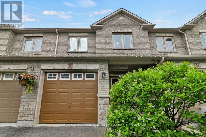 Property Photo:  679 Percifor Way  ON K1W 0E2 