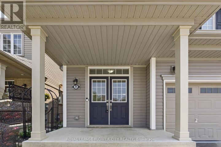 Property Photo: 25 Munro Circle ON N3T 0R1