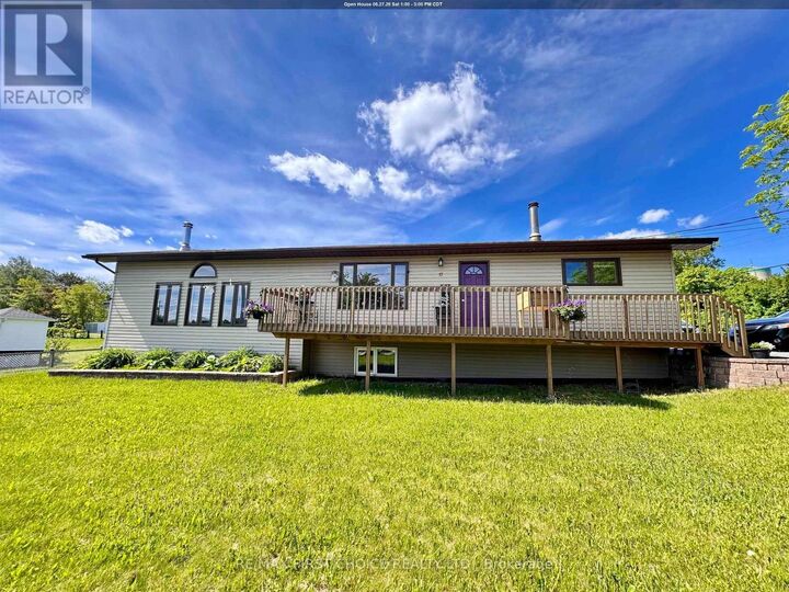 17 Kenora Road — photo 1