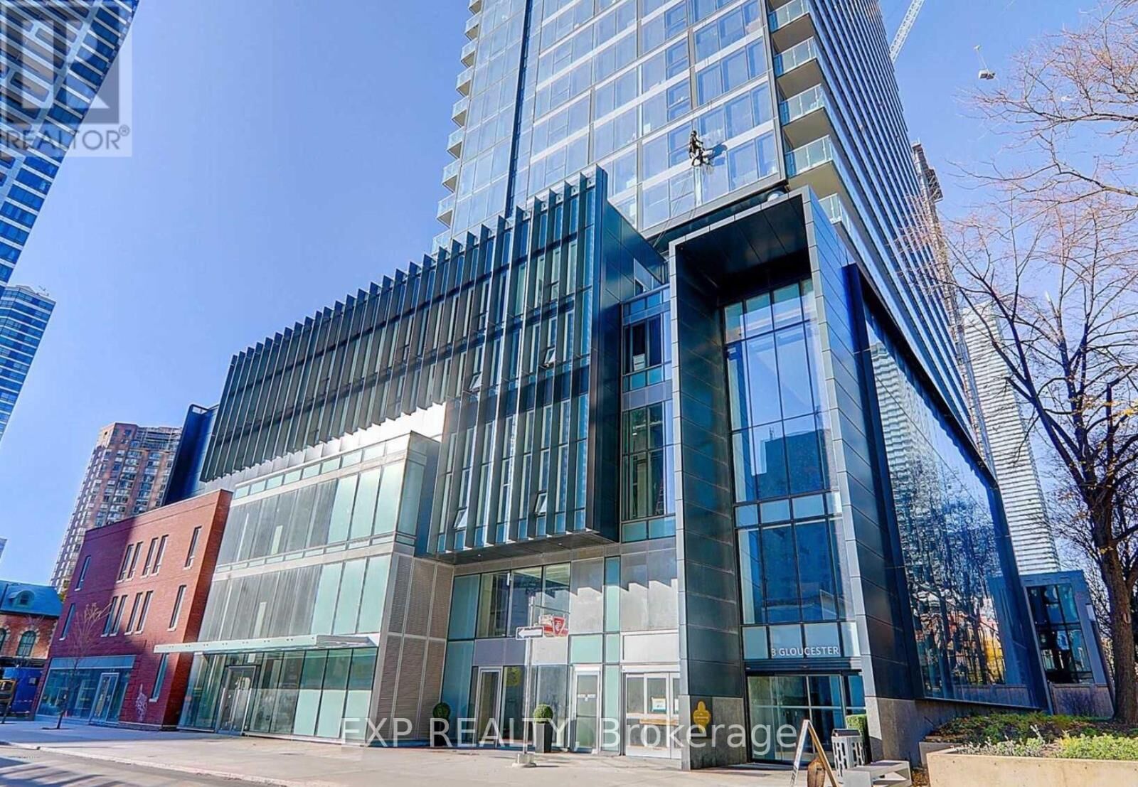 Property Photo:  3 Gloucester Street 2810  ON M4Y 0C6 