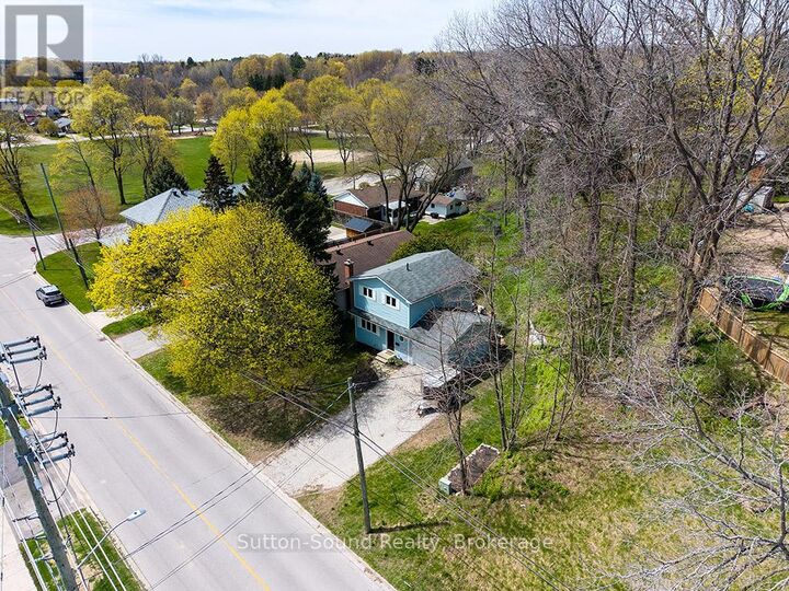 Property Photo:  2326 4th Avenue West  ON N4K 4Y8 