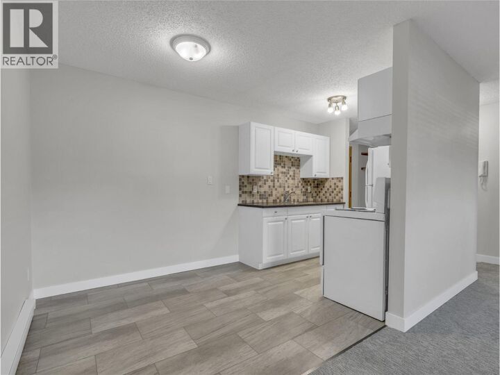 Property Photo: 110 Skaha Place 105 BC V2A 7L1