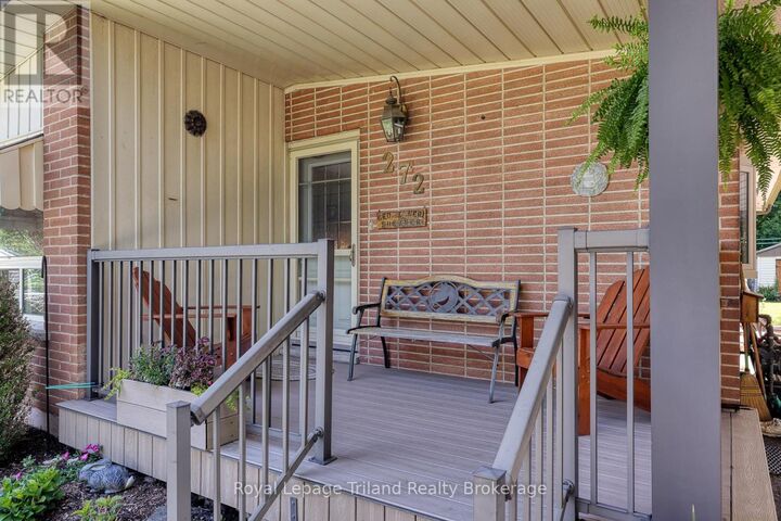 Property Photo:  272 Brenda Crescent  ON N4S 7S1 