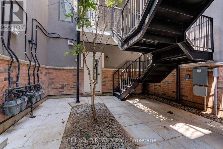 Property Photo:  6701 Thorold Stone Road 4  ON L2J 1B3 