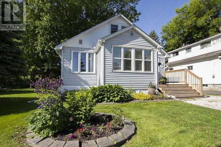 Property Photo:  21 Victoria Ave  ON P6A 3J6 