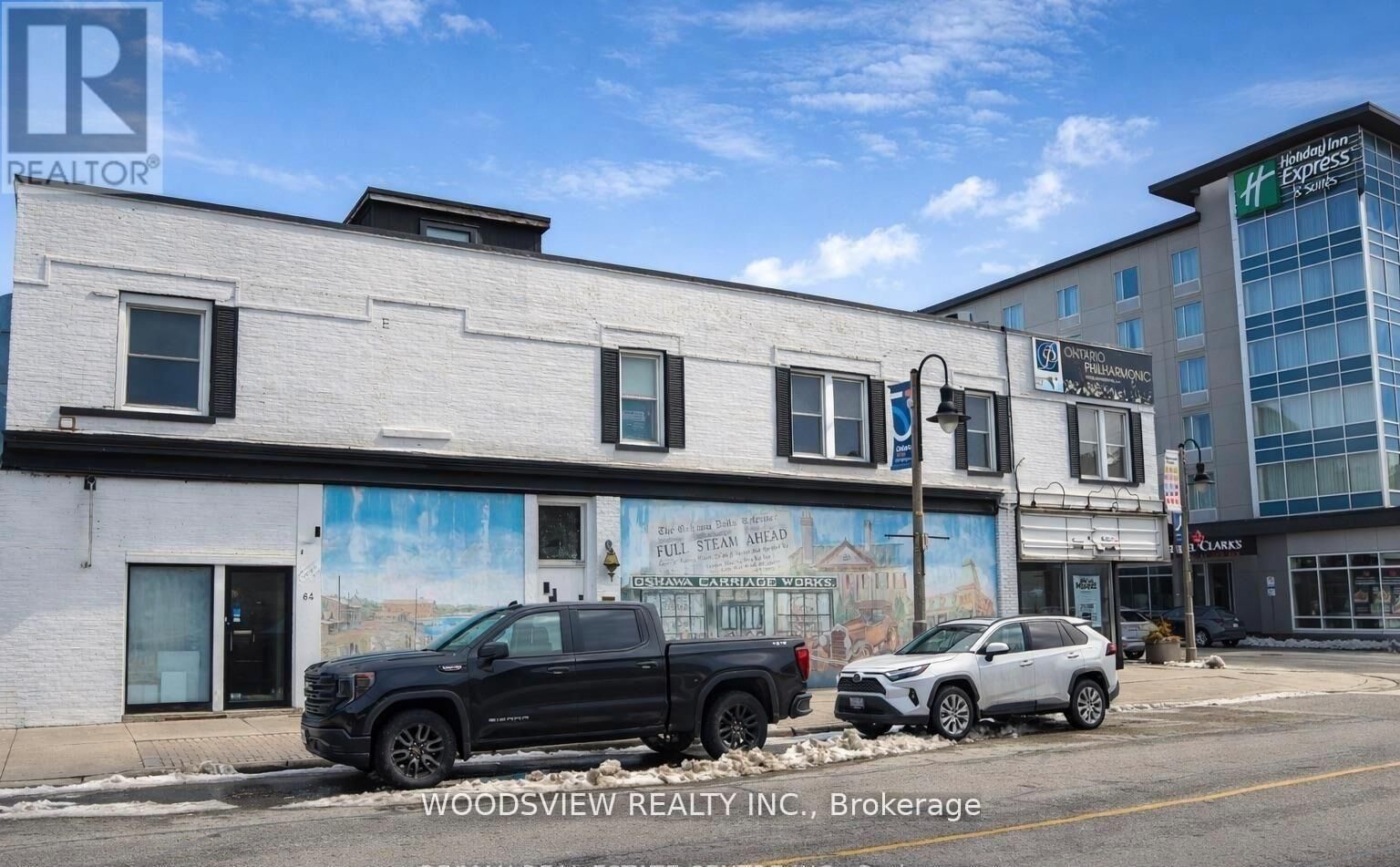 Property Photo: 64 Simcoe Street North #1 ON L1G 4S2