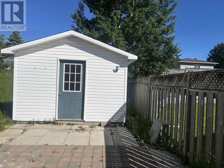 Photo de la propriété:  48 Millcreek Dr  ON P6B 6H6 