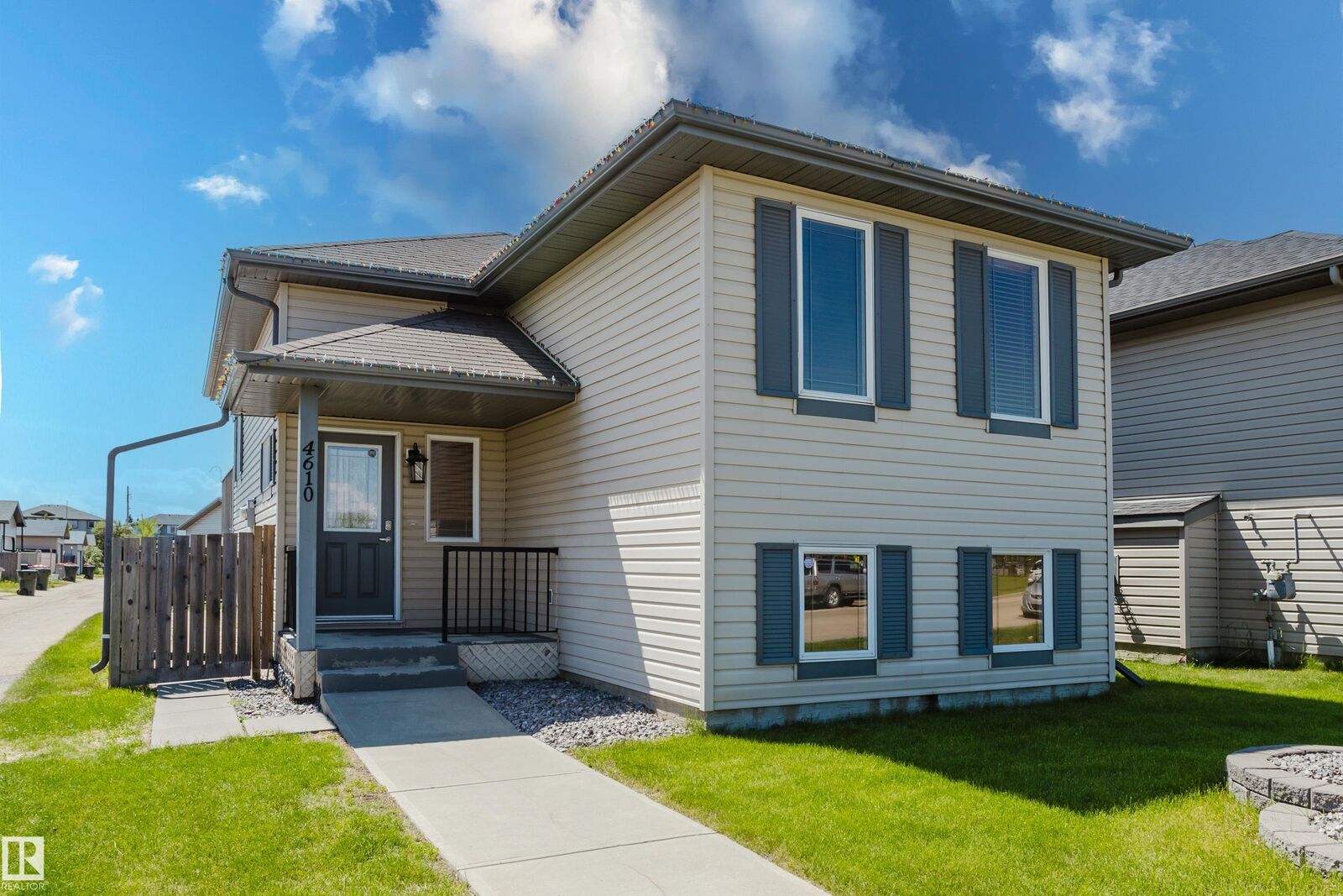 Property Photo:  4610 South Park Drive  AB T7Z 2X7 