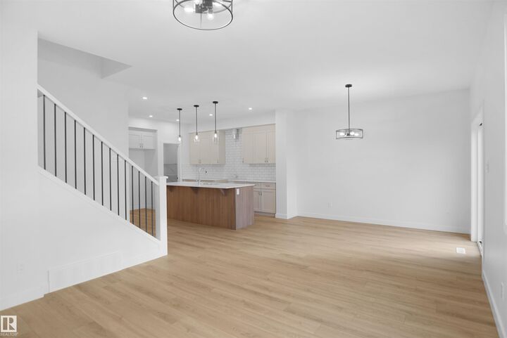 Property Photo:  1167 South Creek Wynd  AB T7Z 0M1 