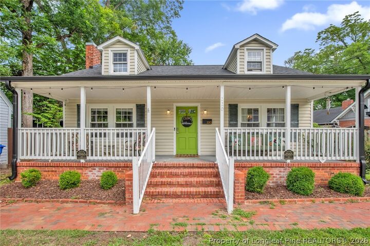 Property Photo:  220 Bethune Street  NC 28305 