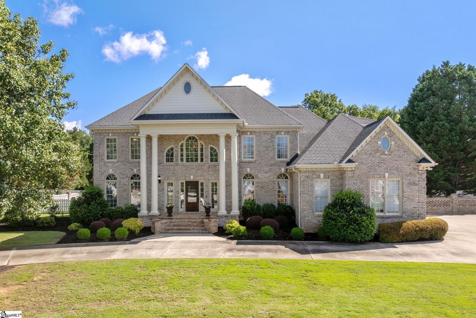 Property Photo:  3 Charlestonplace Court  SC 29615 