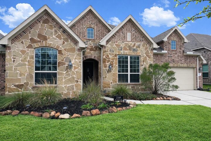 Property Photo: 23509 Red Juniper Lane TX 77357