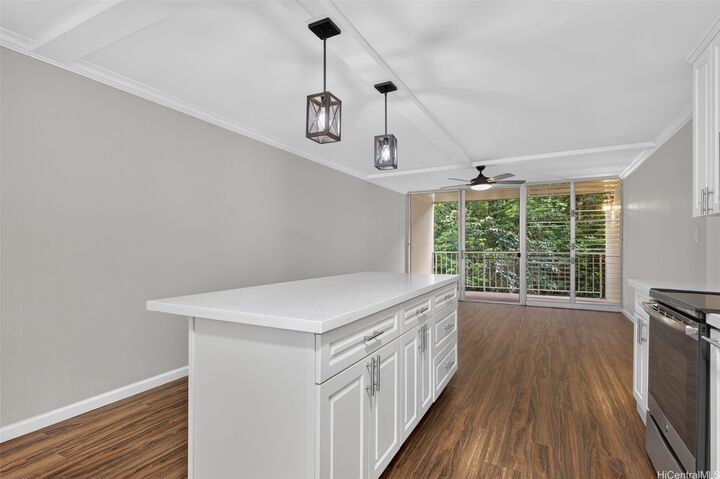 Property Photo:  95-257 Waikalani Drive B403  HI 96789 