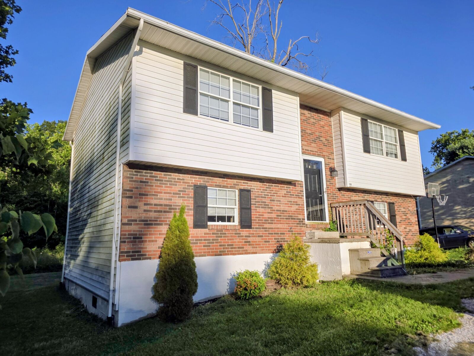 Property Photo: 184 Baldwin Street KY 40403