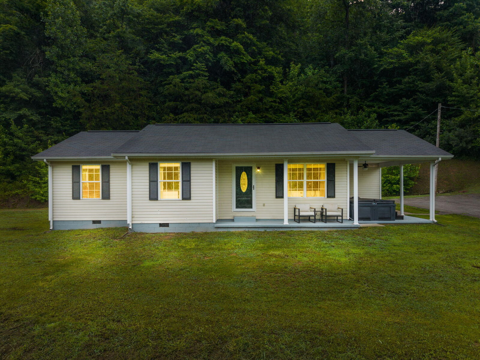 Property Photo:  6723 Ky-1524  KY 40962 