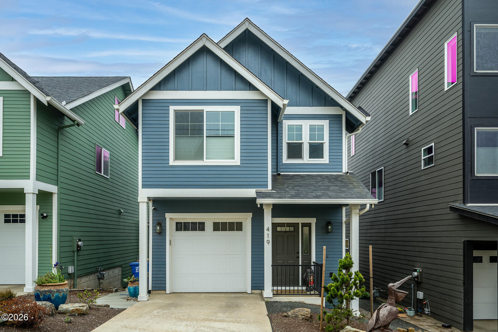 Property Photo: 419 NW 5th St Street OR 97365
