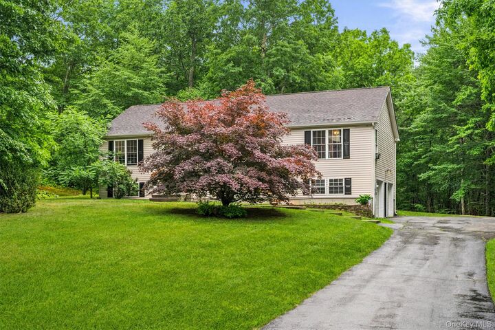 Property Photo:  274 Echo Road  NY 12721 