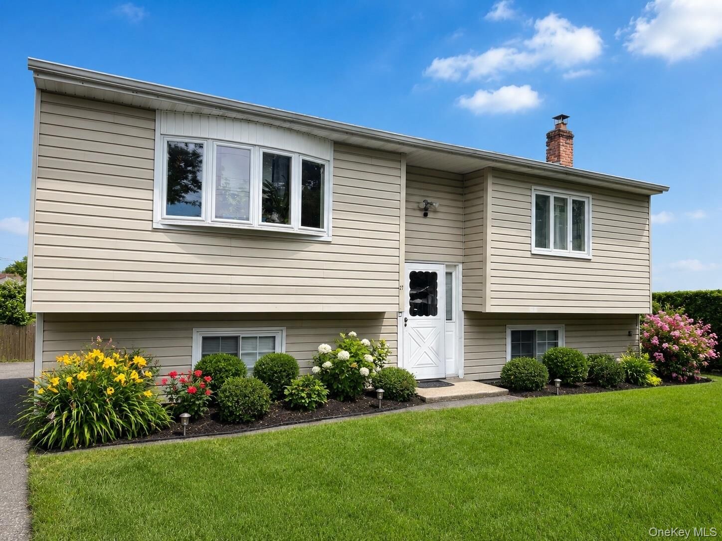 Property Photo:  27 Pine Road  NY 11701 