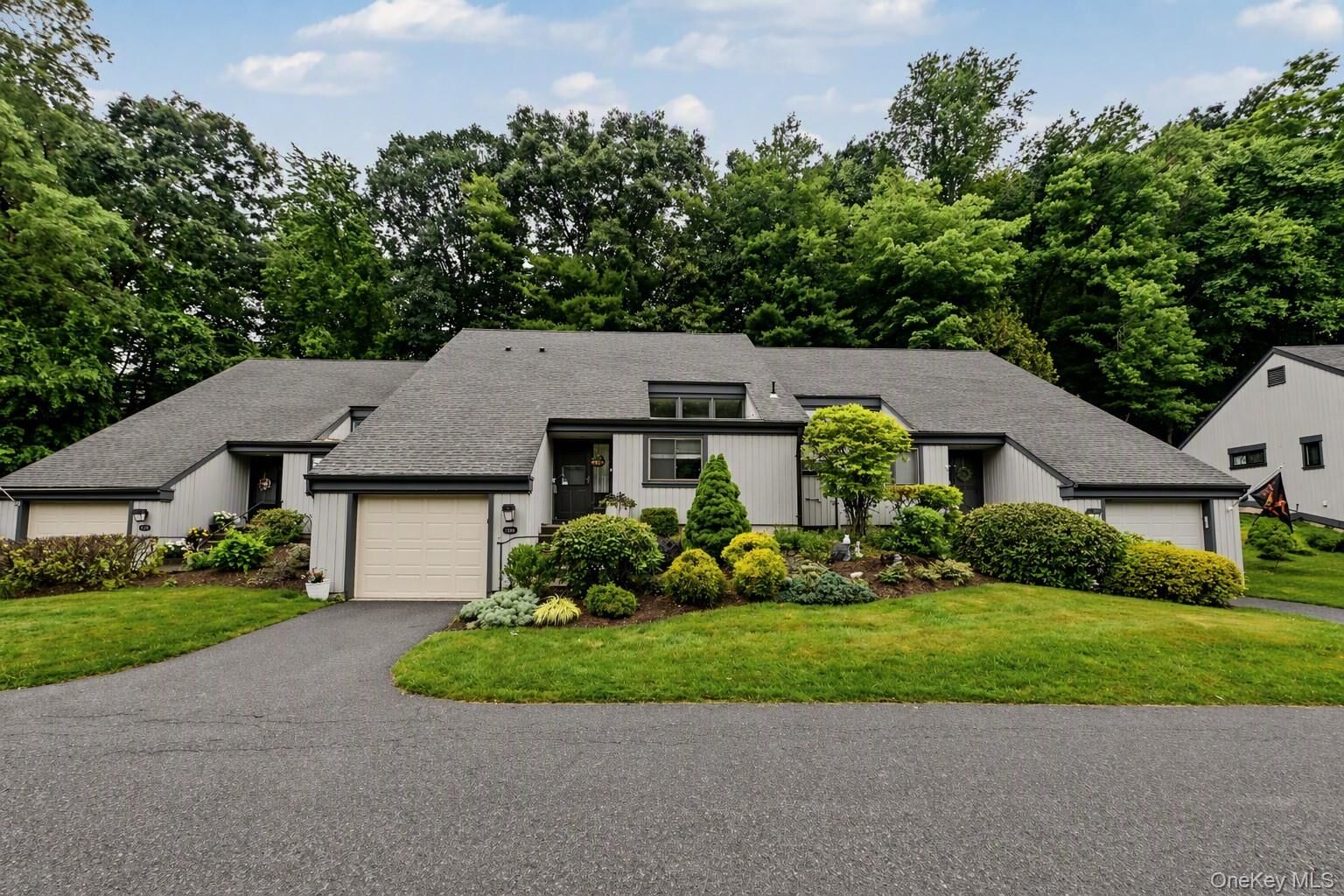 Property Photo:  334 Heritage Hills B  NY 10589 