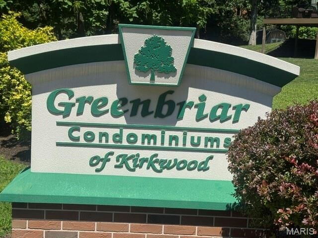 Property Photo:  1943 Greenpoint Drive 302  MO 63122 