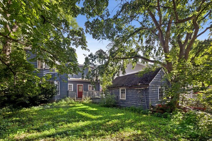 Property Photo:  544 Turner Avenue  IL 60137 