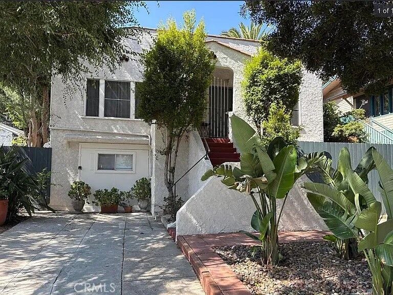 Property Photo:  2400 2402 Merton Avenue  CA 90041 