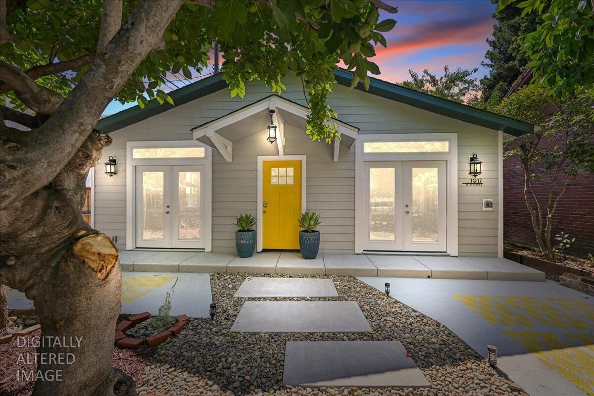 Property Photo:  1917 6th Street  CA 95811 
