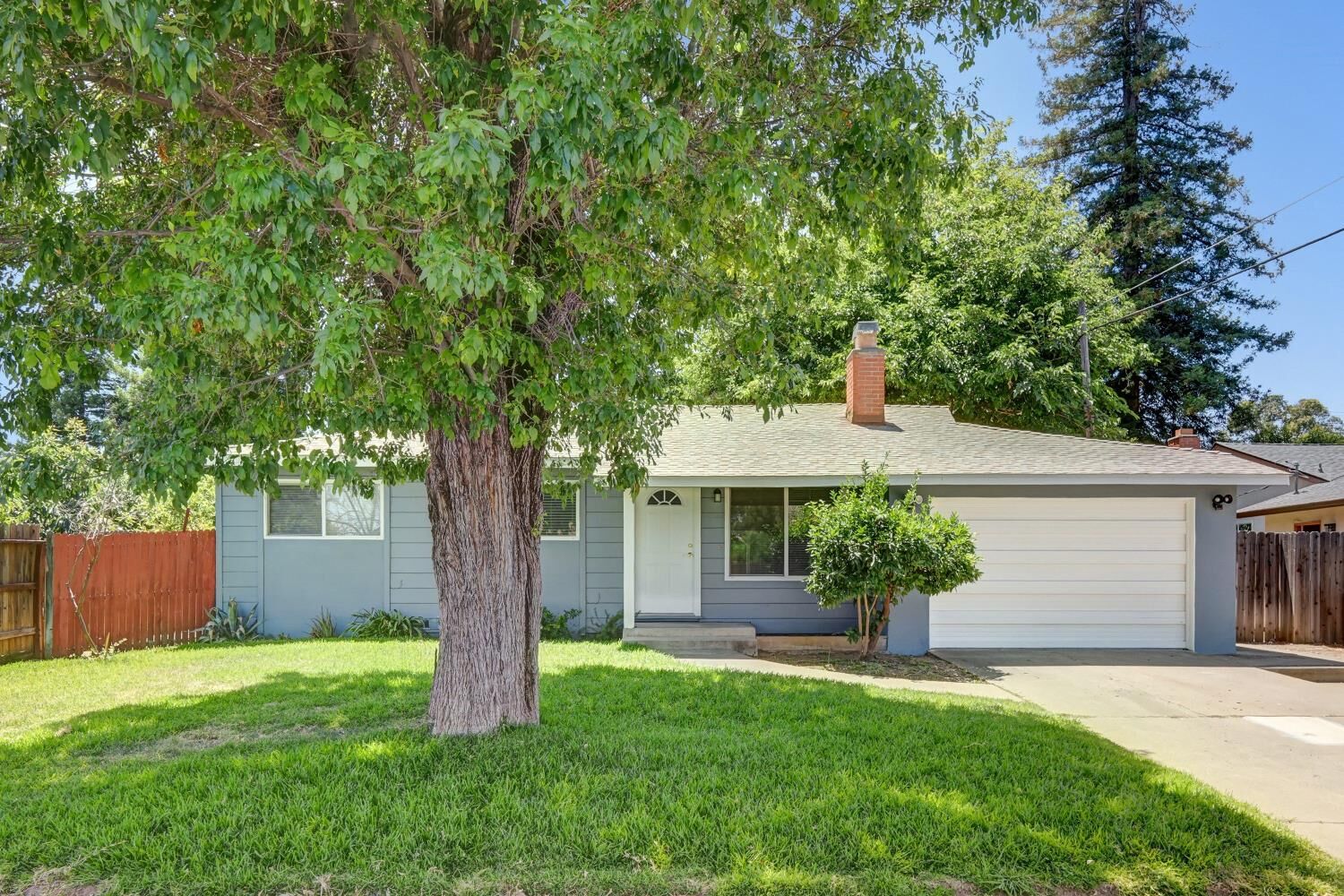 Property Photo:  2416 McGregor Drive  CA 95670 