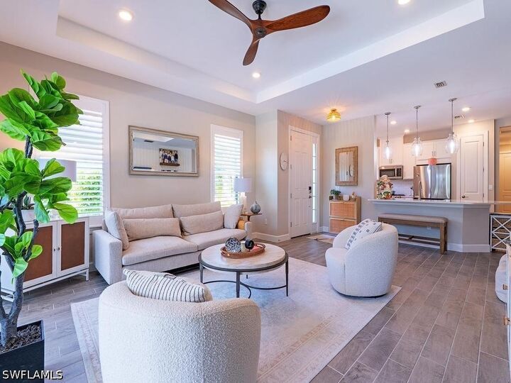 Property Photo: 15160 Sacile Street FL 34114