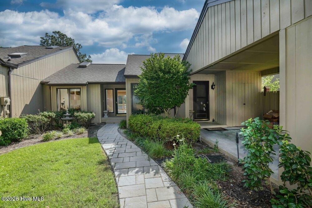 Property Photo:  6 Lake Pinehurst Villas Road  NC 28374 
