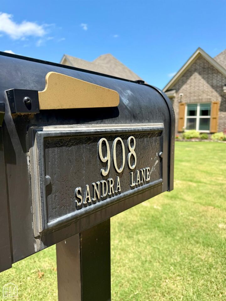 Property Photo:  908 Sandra Lane  AR 72405 