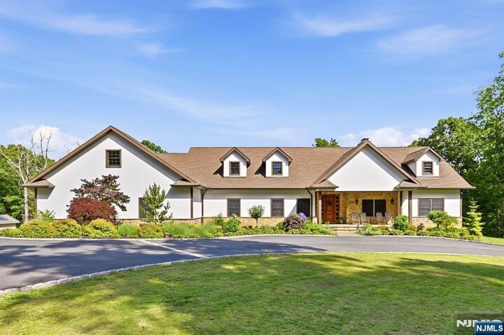 Property Photo:  67 Virginia Lane  NJ 07480 