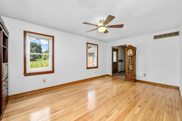 Property Photo:  1129 Cayton Road  KY 41042 