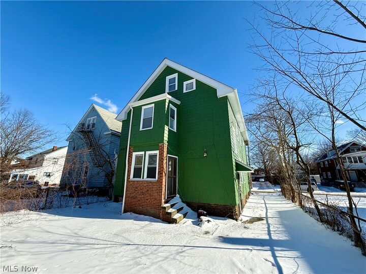Property Photo:  15517 Kipling Avenue  OH 44110 
