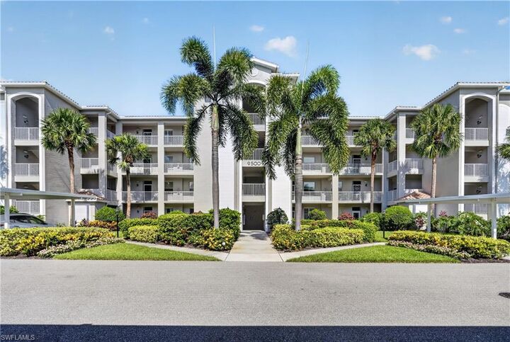 Property Photo: 9500 Highland Woods Blvd 105 FL 34135