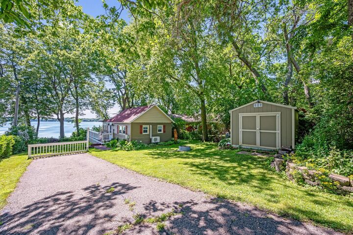 Property Photo:  3746 Sioux Lane  MN 56063 