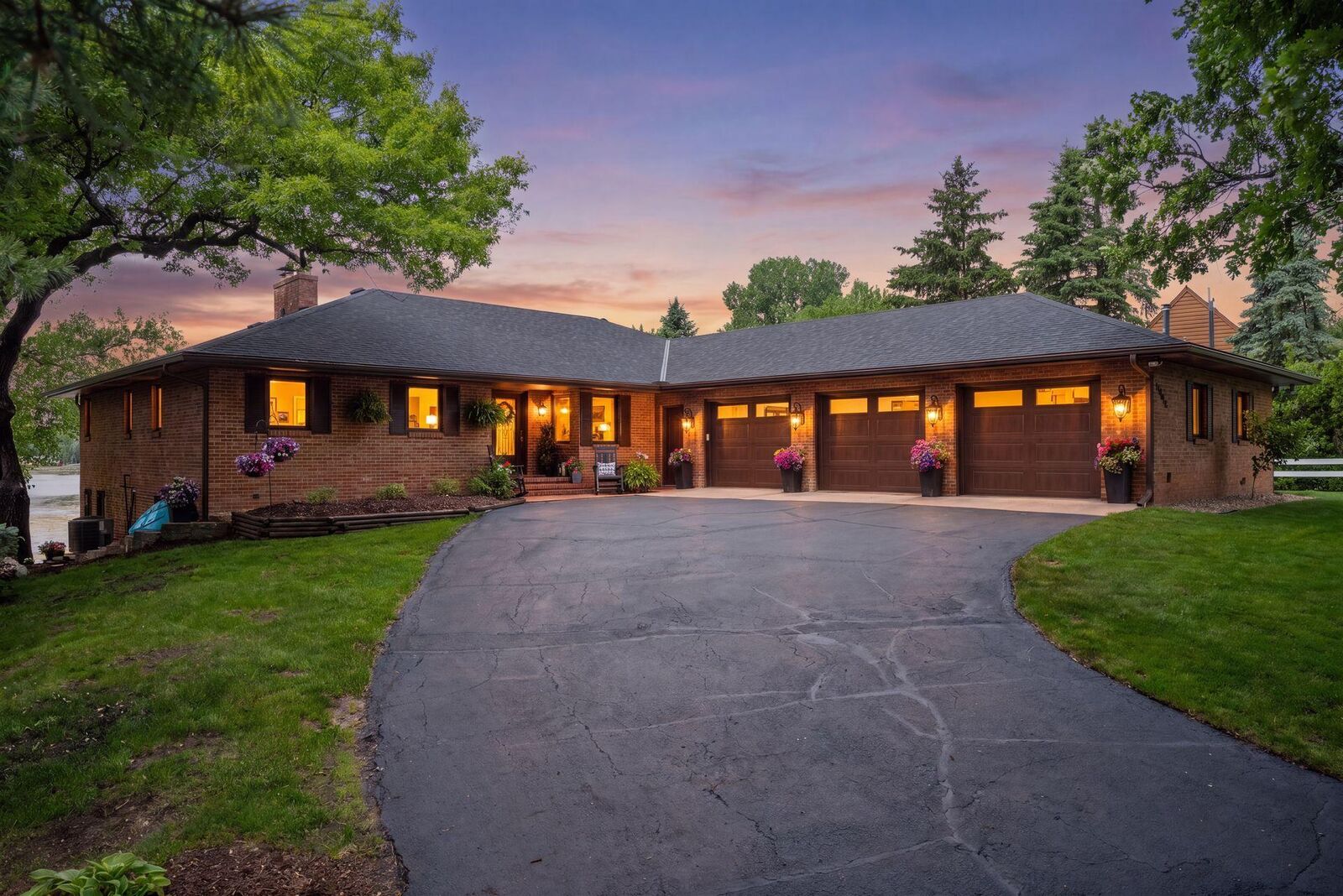 Property Photo:  15600 Logarto Lane  MN 55306 