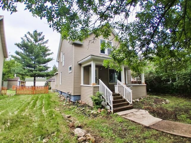 Property Photo:  48 McKinley Place N  MN 56303 