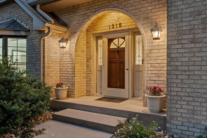 Property Photo: 1315 Donegal Drive MN 55125