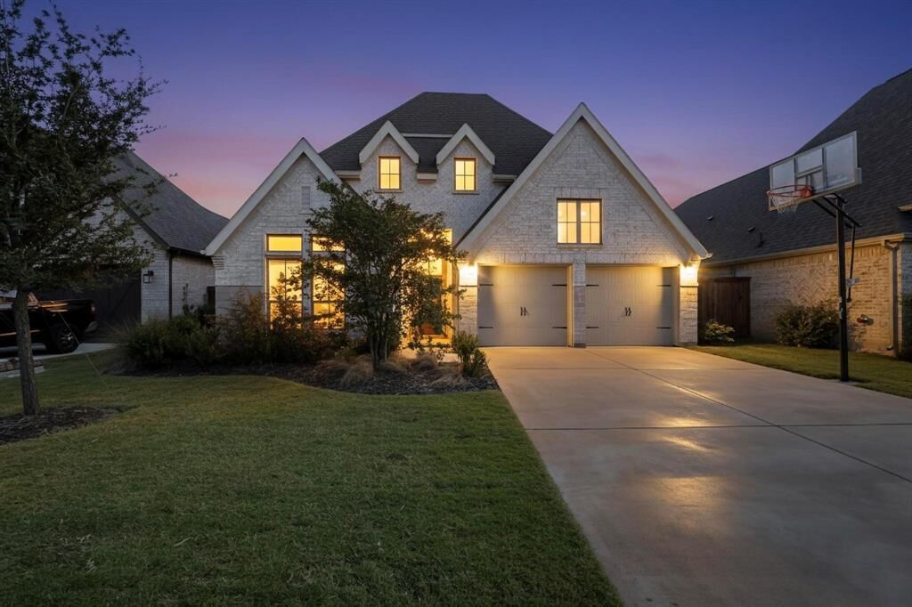 Property Photo:  1419 Misty Pasture  TX 76063 