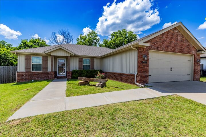 Property Photo: 1640 Seattle Slew Street AR 72753