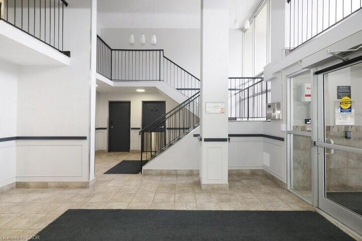 Property Photo: 58 Bridgeport Road E 806 ON N2J 4H5
