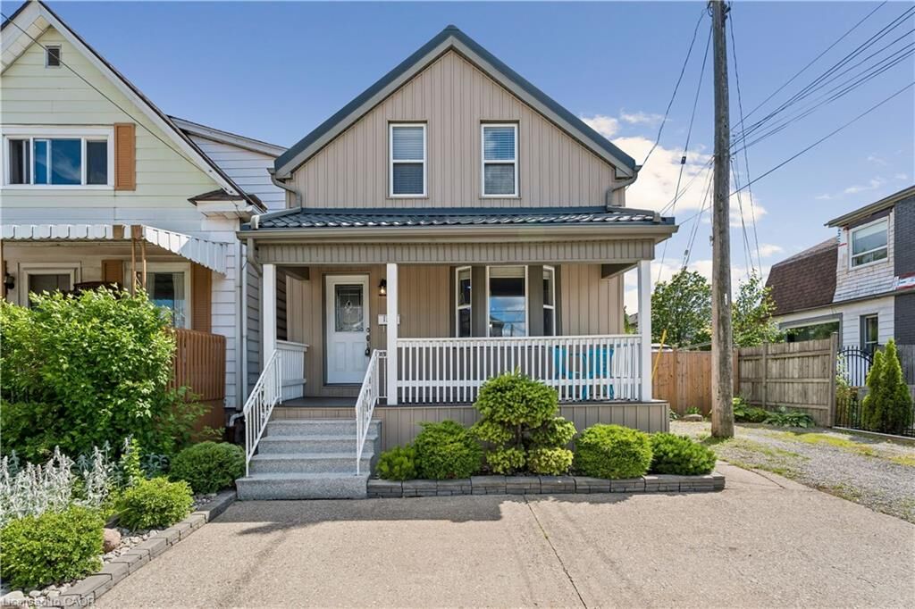 Property Photo:  180 Campbell Avenue  ON L8H 2G3 